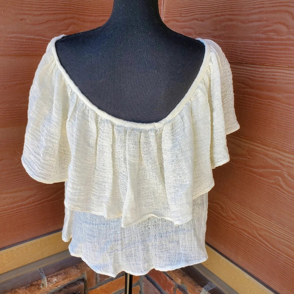 Pearl Cream Colored Off the Shoulder Linen Frill Top Size XS - Picture 5 of 6